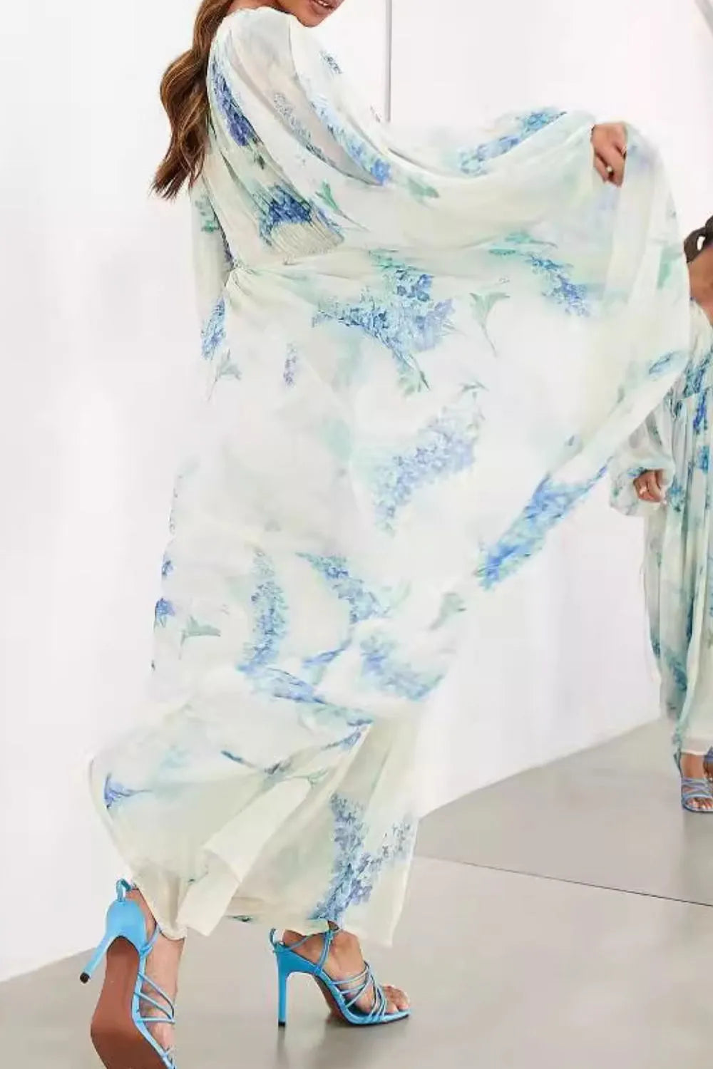 Floral Print Bohemian Maxi Dress with Balloon Sleeves - alternate view 2