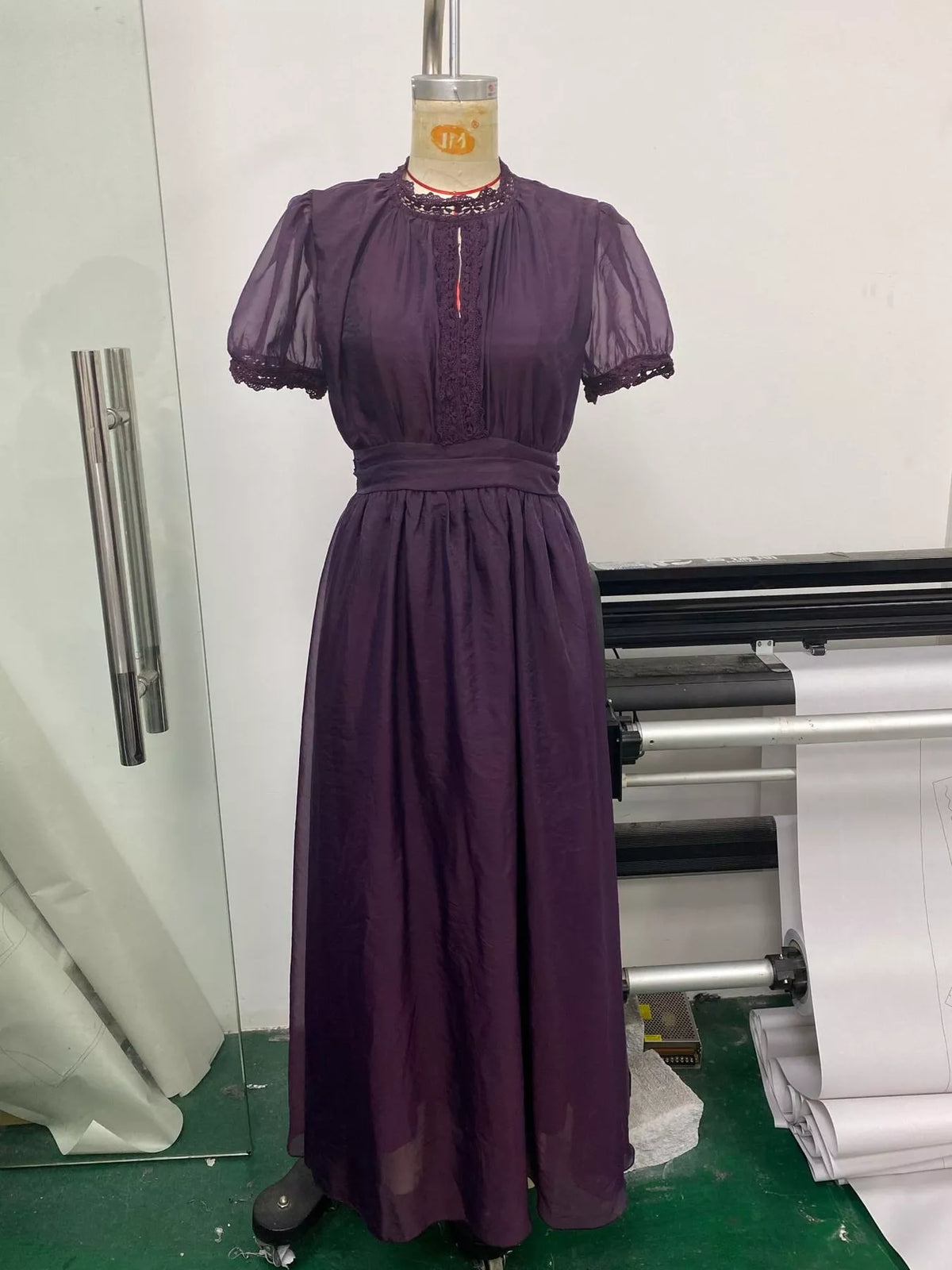 Full Size Elegant Sheer Chiffon Mock-Neck Maxi Dress with Keyhole Detail Plus Size - alternate view 6