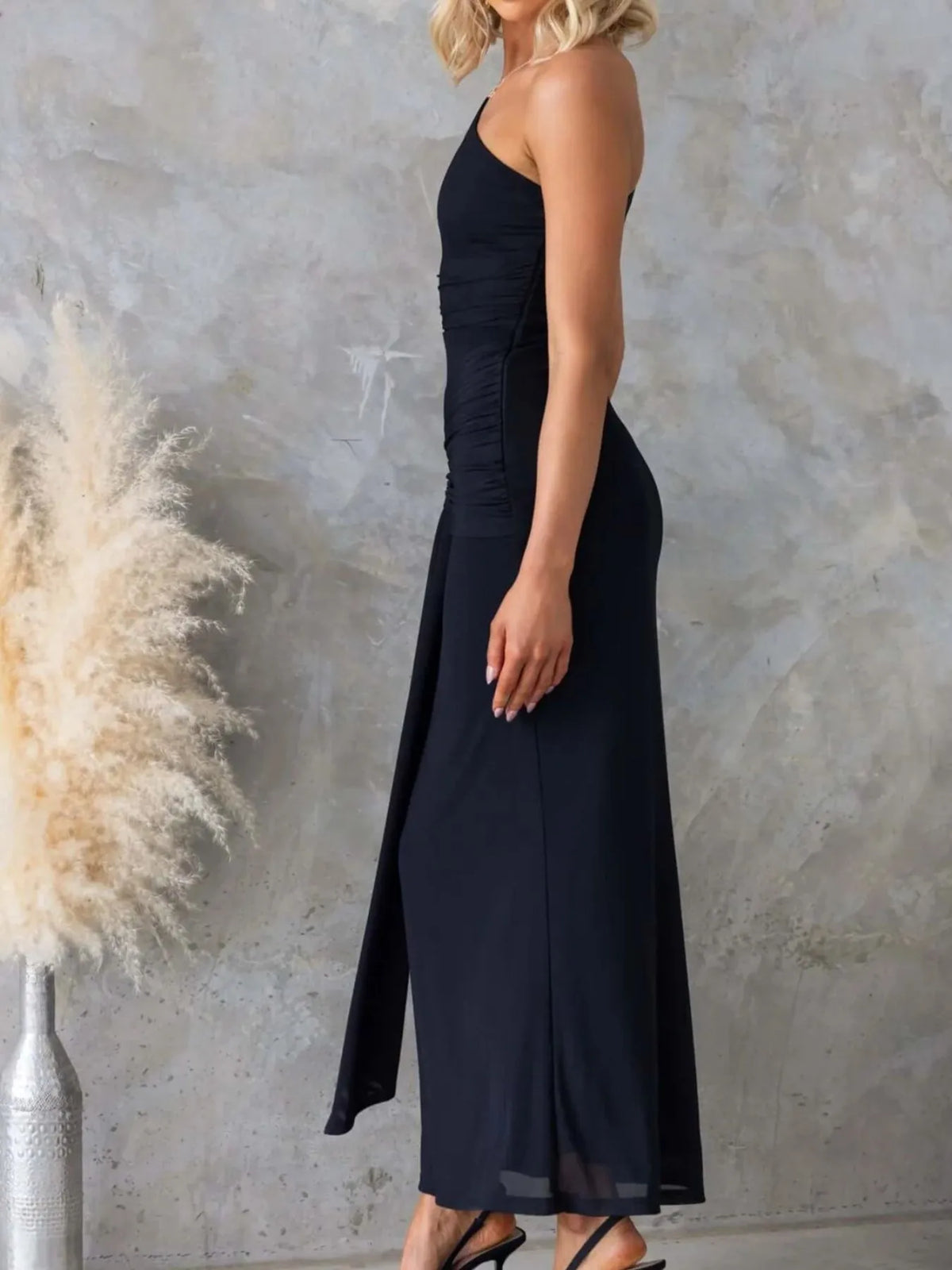 One-Shoulder Cutout Bodycon Maxi Dress - alternate view 6