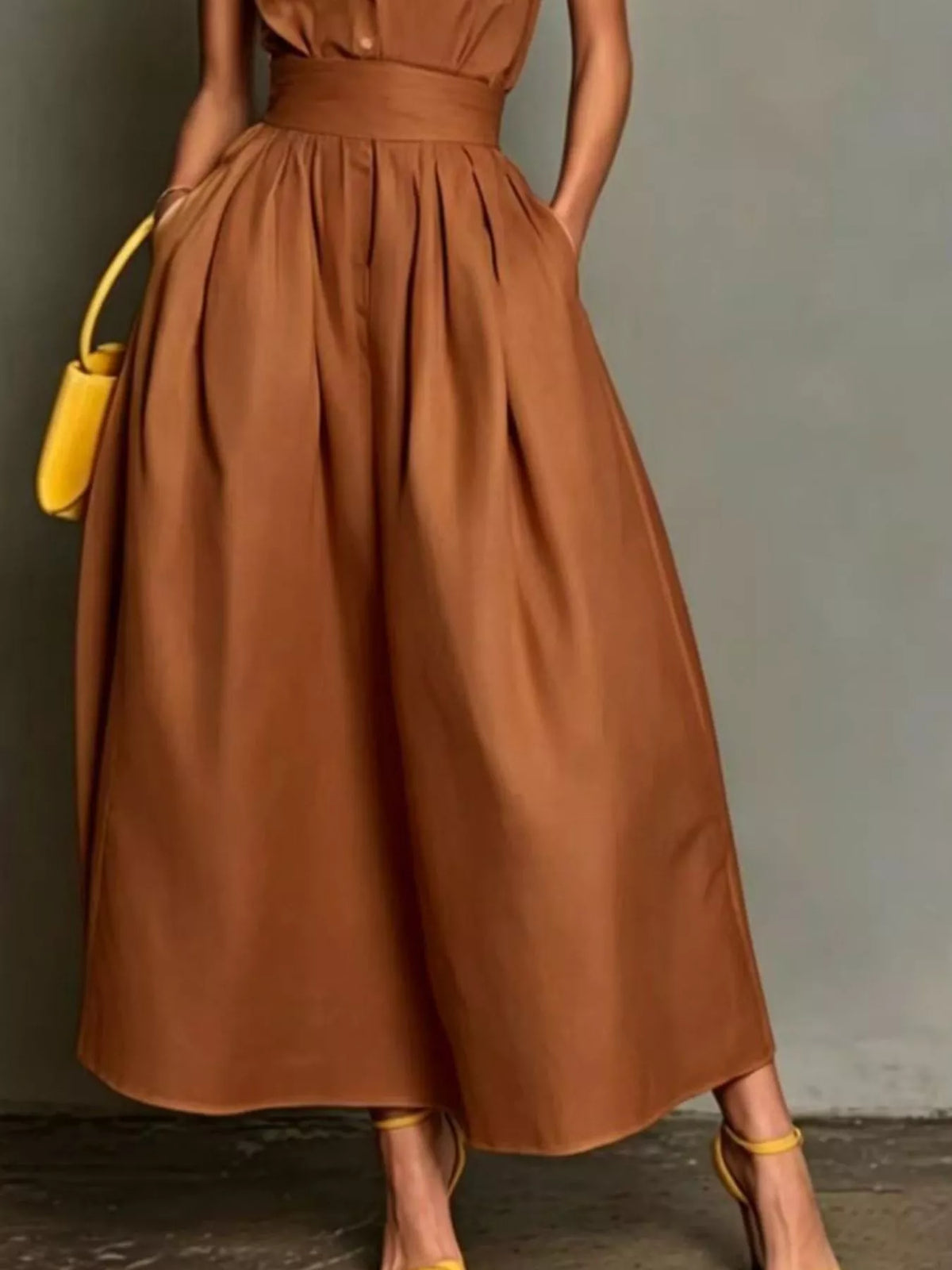 Sleeveless Collared A-Line Midi Dress - alternate view 9