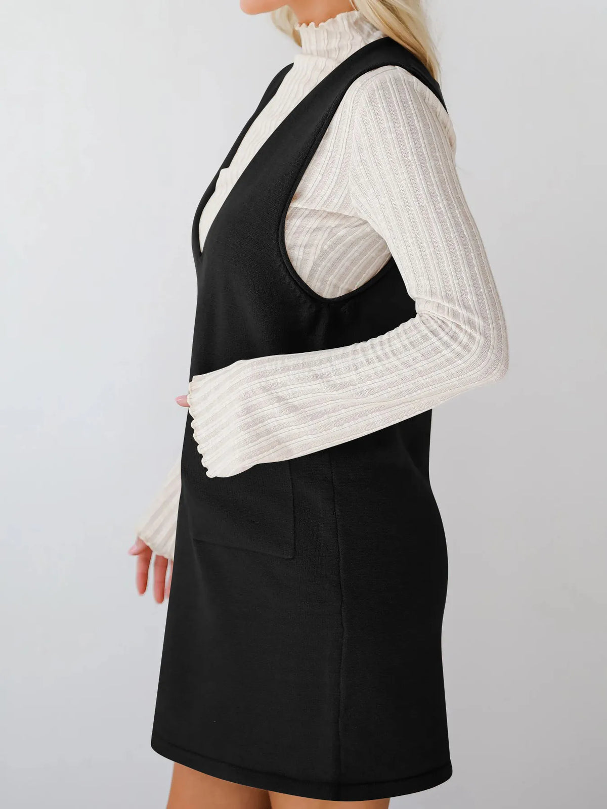 Sleeveless Knit Dress with Pockets - alternate view 3