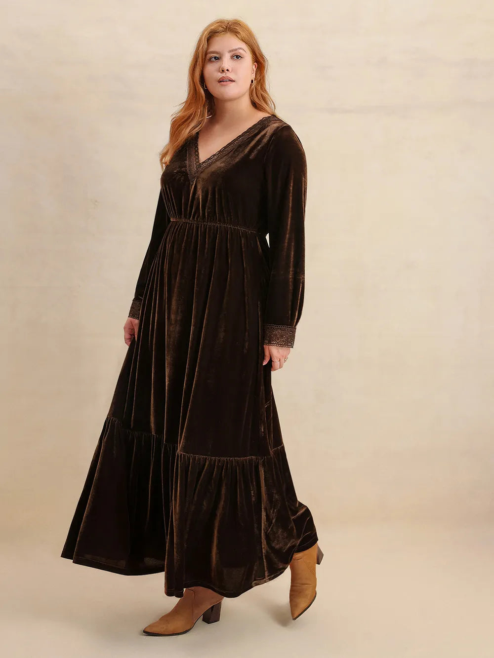 Plus Size Lace Detail V-Neck Long Sleeve Midi Dress - alternate view 2