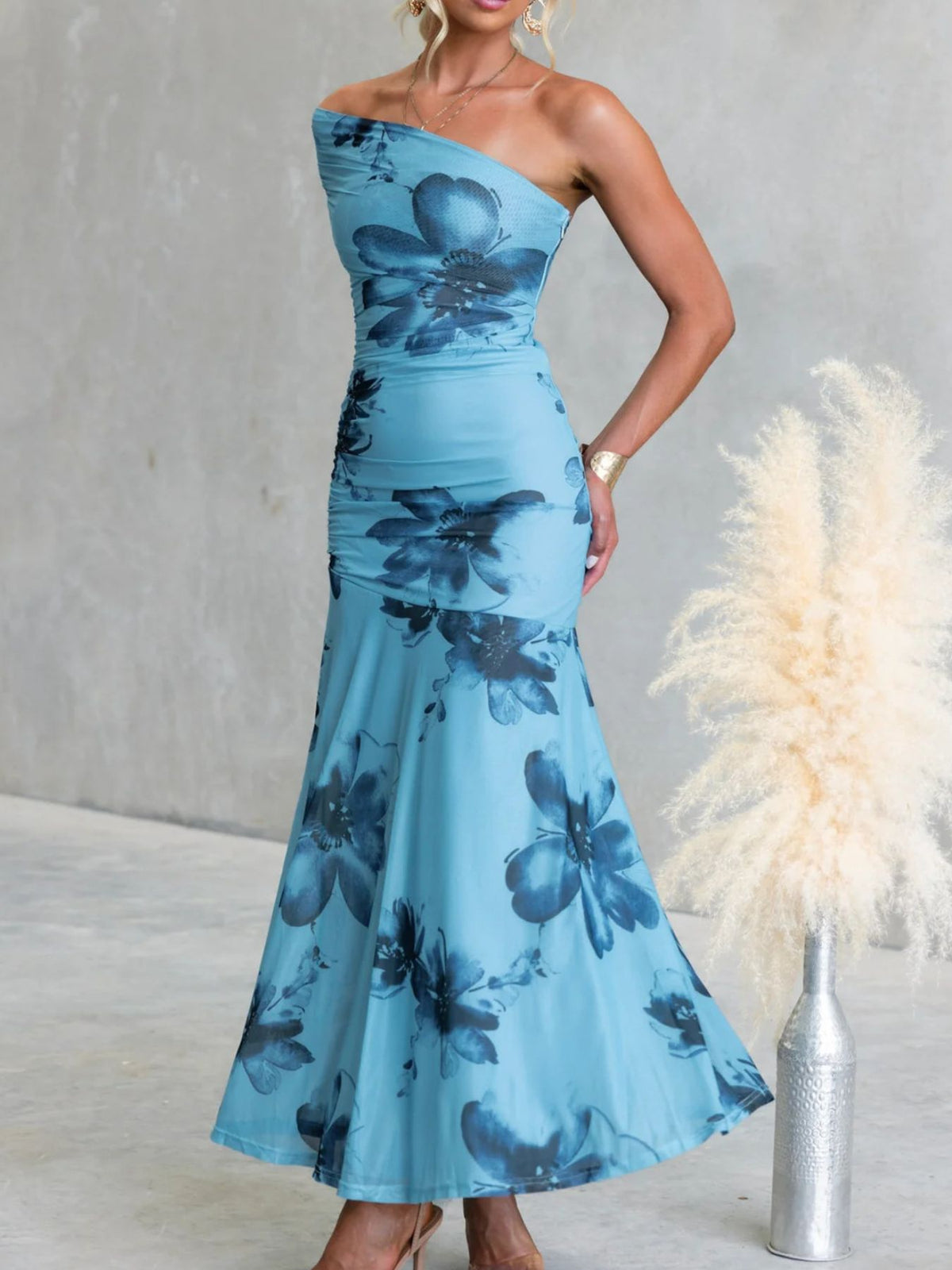 Floral Print One-Shoulder Ruched Maxi Dress - alternate view 4